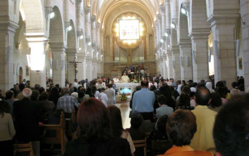 Por favor, não fale com meus filhos na missa