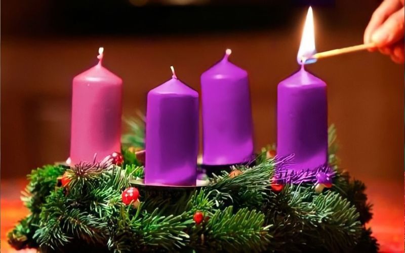 A surpreendente origem da coroa do Advento