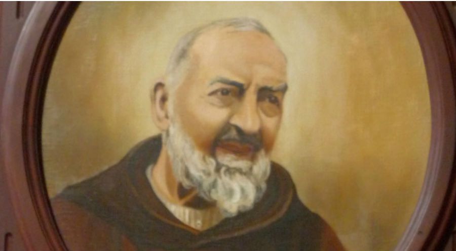 São Padre Pio e sua intensa luta contra o demônio