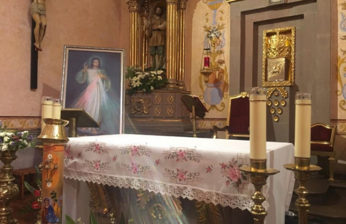 Uma manifestação da Divina Misericórdia? Isso aconteceu durante a transmissão de uma missa