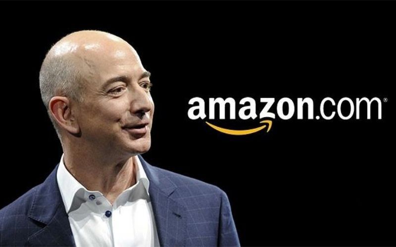 Dono da Amazon fala da coragem de sua mãe, que o teve com 17 anos