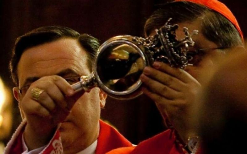 Em plena pandemia, milagre do sangue de São Januário ocorre novamente!
