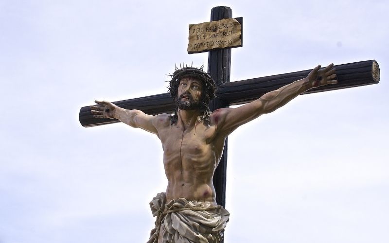 Por que celebramos a exaltação da Santa Cruz? Este bispo respondeu de forma incrível!
