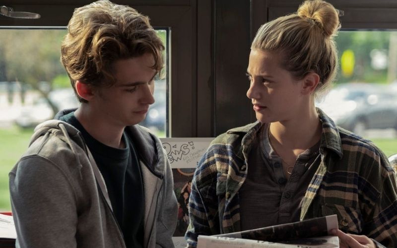 [Filme] Chemical Hearts: Um romance adolescente que não fala sobre amor