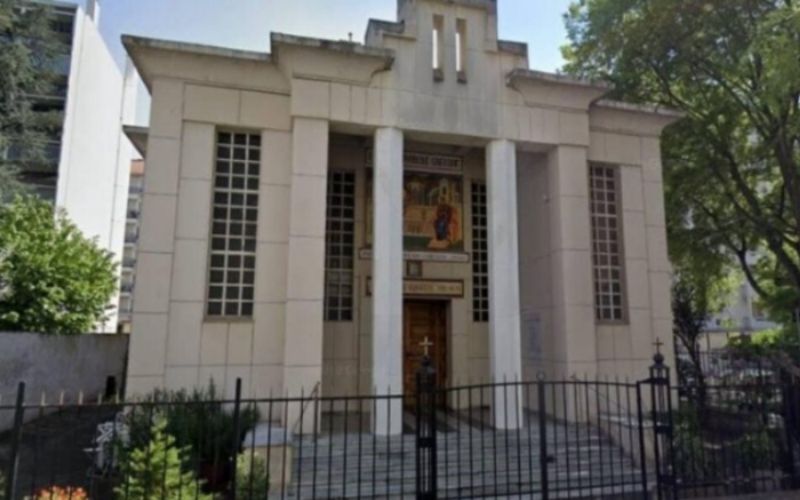 Padre ortodoxo é baleado enquanto fechava igreja na França