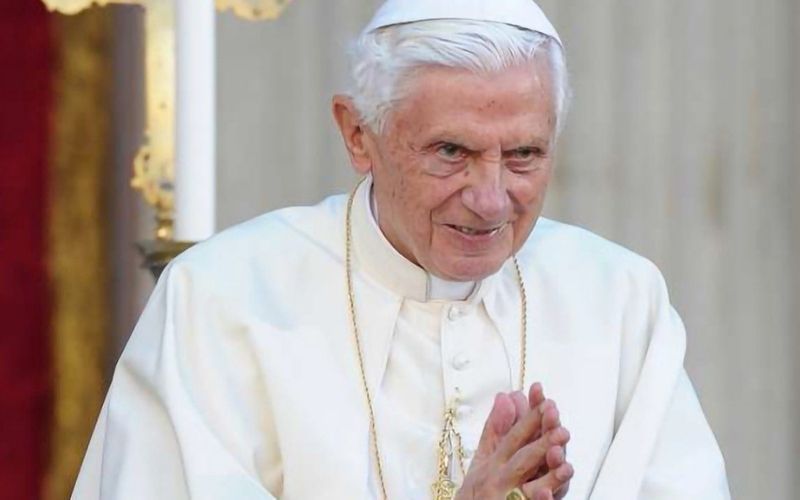 Bento XVI: "Que maravilha ver florescer na Polônia o que está murchando na Alemanha!"