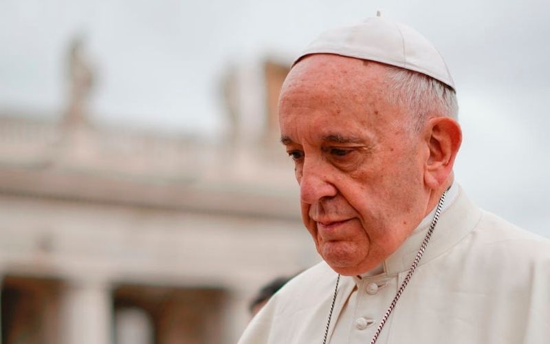 Papa Francisco passa por cirurgia neste domingo; rezemos por ele!