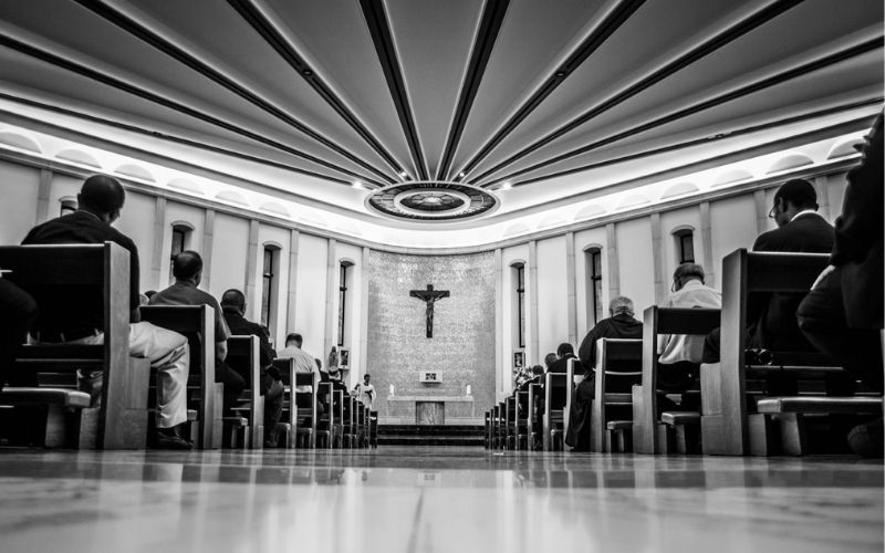 Católicos precisam provar vacina em missas com mais de 300 pessoas em Pernambuco