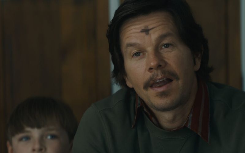 Mark Wahlberg interpreta padre católico em filme que estreia em abril deste ano!