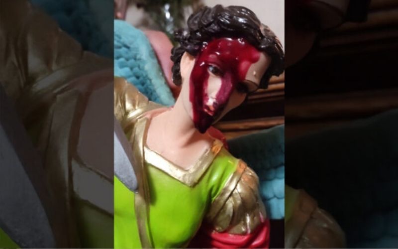 Imagem de São Miguel que escorre sangue? Fato começou antes da guerra na Ucrânia