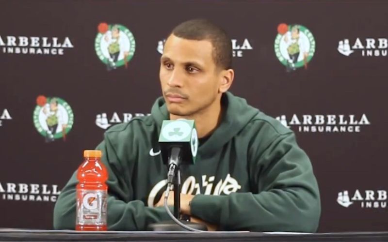 Treinador católico do Celtics é perguntado sobre a "Família Real" e dá resposta épica!