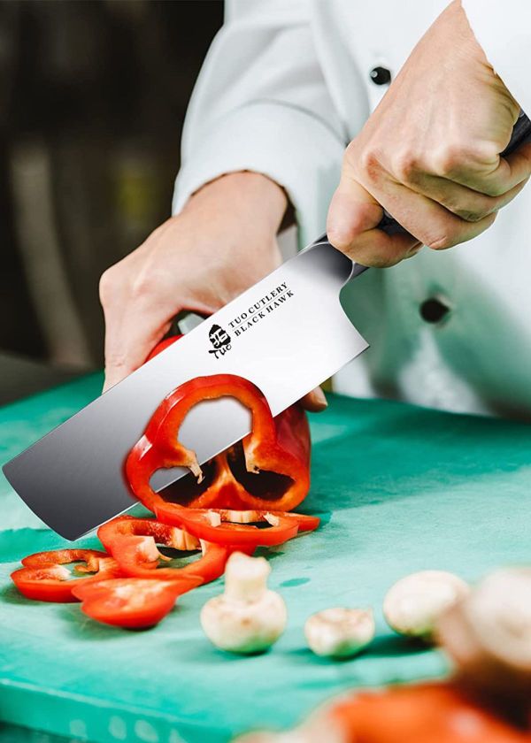 Choosing the Right Knife for the Job