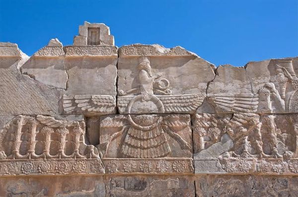 E035. In luce celatum IV: The Edited God