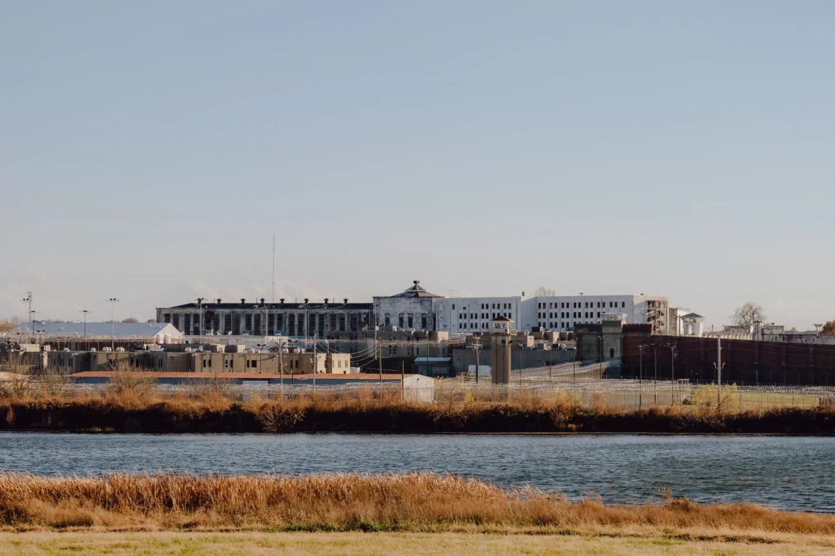 An atheist chaplain and a death row inmate