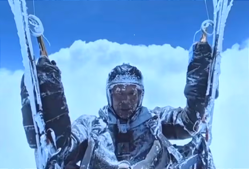 Chinese paraglider survives accidental flight to 28,000 feet