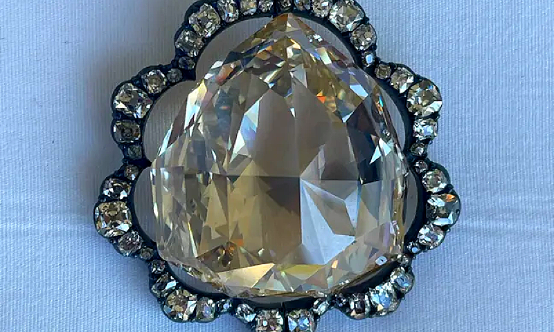 Austrian crown jewels found in a Canadian safe deposit box