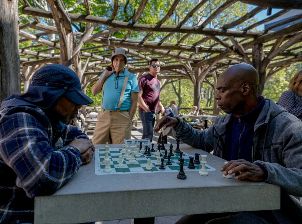 Three chess friends battled demons and saved each other