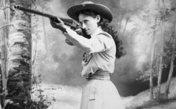 Annie Oakley shot a cigarette out of Kaiser Wilhelm II's mouth