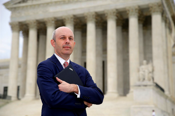 This top litigator had a secret life playing ultra high-stakes poker