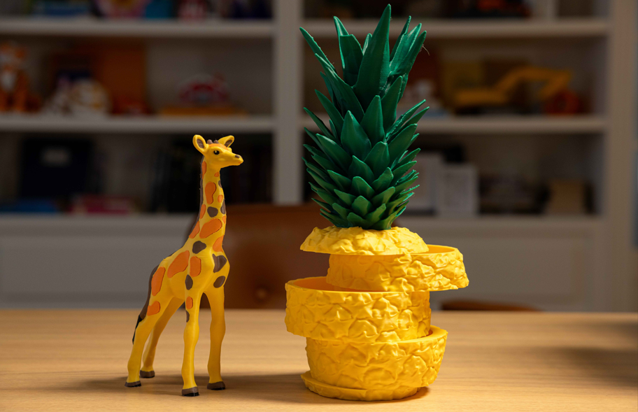 3D printed layer pineapple and giraffe