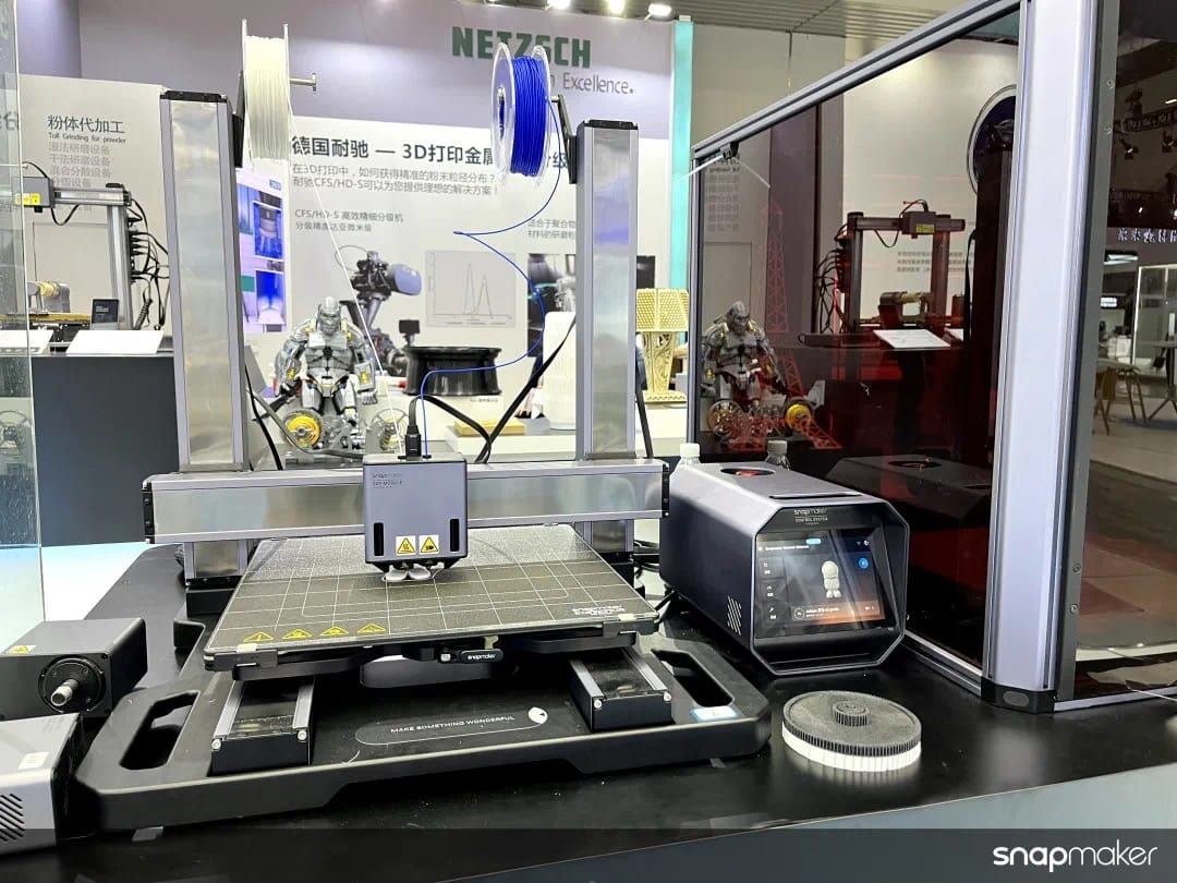 Snapmaker Brought New Products Artisan and J1 to TCT Asia