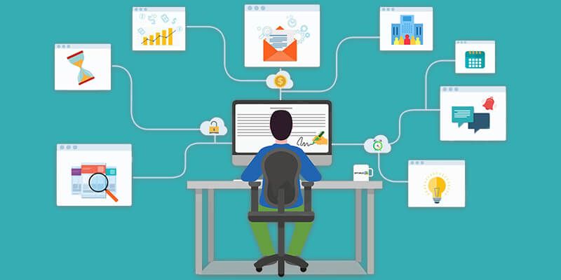 Trabajo de oficina con múltiples tareas y flujos de trabajo