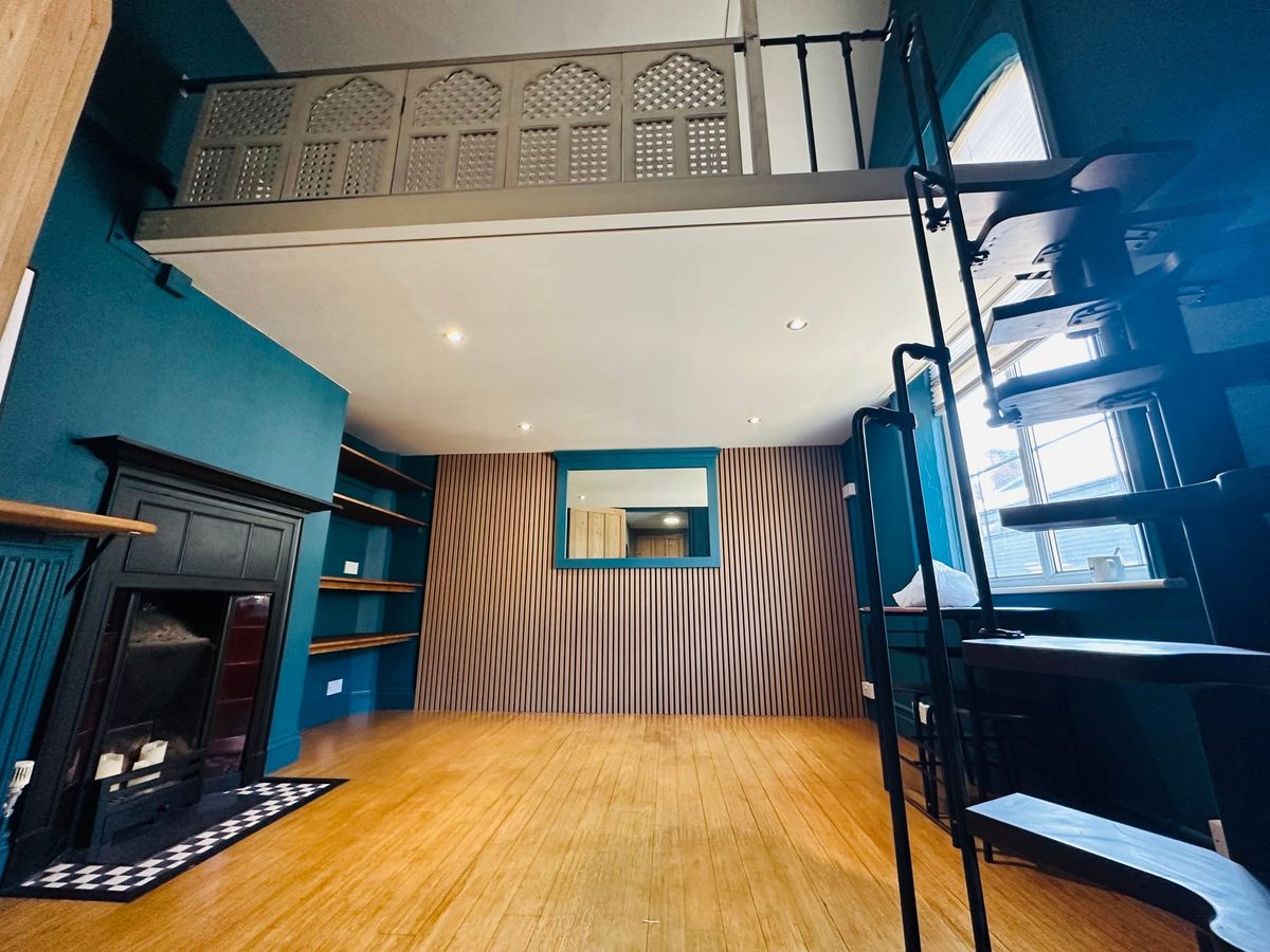 AM:PM Construction Transform Annexe into Stylish Airbnb Retreat.