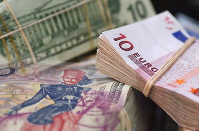 The dinar holds, for now