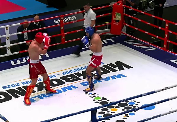 Simon Jounan ud af VM i Kickboxing
