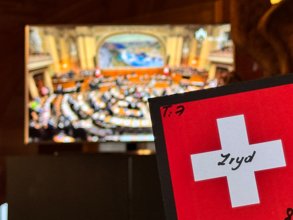 Geheime Dusche und neue Kleiderordnung: Die Arbeit hat begonnen – Jetzt brauche ich Dich!