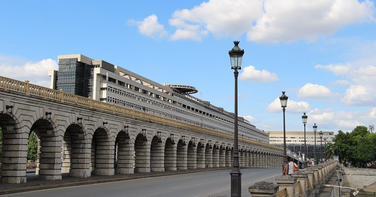 Convention fiscale France-Émirats : qui impose quoi et comment éviter la double imposition