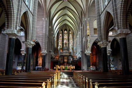Afbeelding van: De lege, stille kerk
