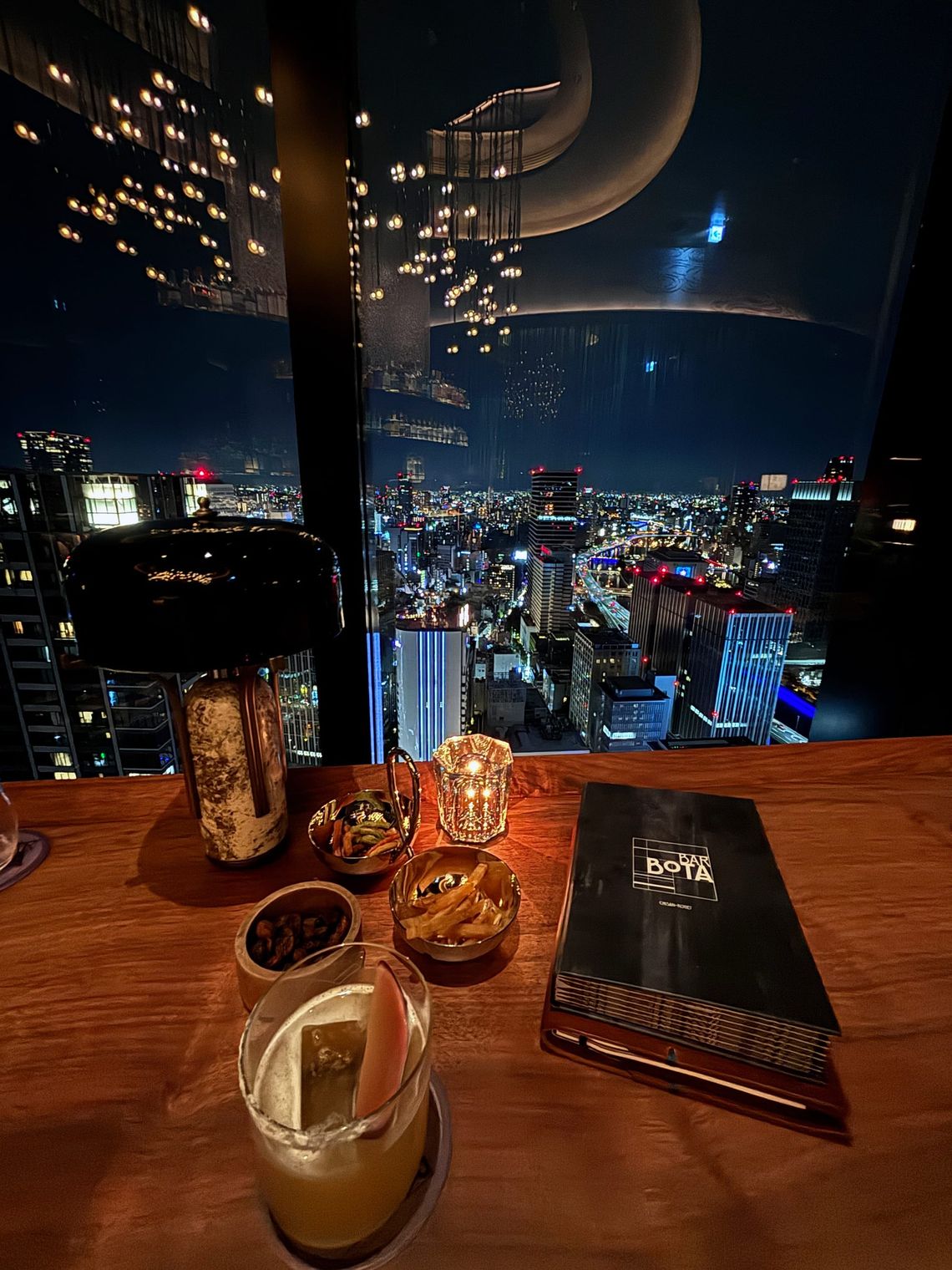 バー・ボタ｜フォーシーズンズホテル大阪｜夜景