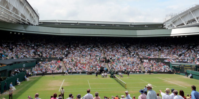 comm514_1200x600_crowds_1