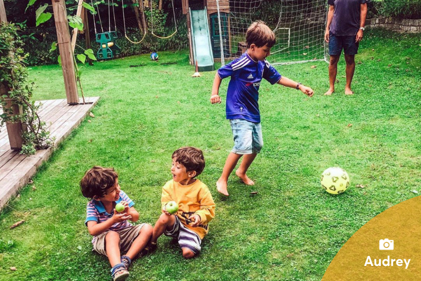 Echange-de-maisons-enfants-se-faire-des-amis-Audrey