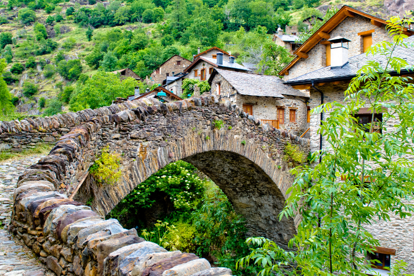 où partir en août France éviter la foule Pyrénées Orientales