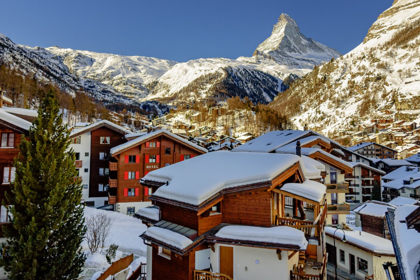 Ou-partir-vacances-hiver-Noel-Zermatt-Suisse