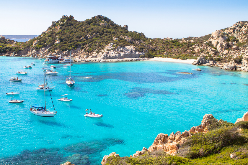 Voyage pas cher en Italie se prélasser sur les plages
