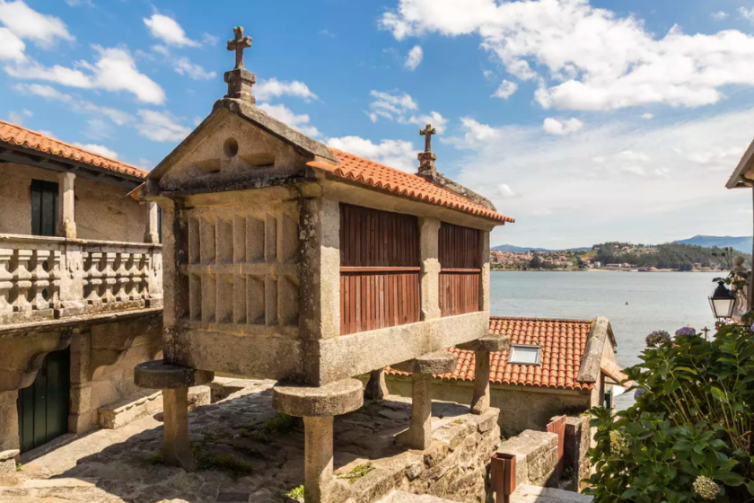 Plus belles villes d'Espagne Combarro