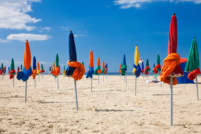 Plage de Deauville.png