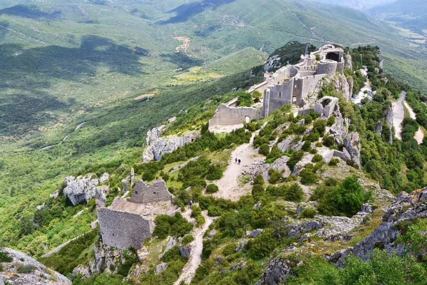 pays cathare en famille
