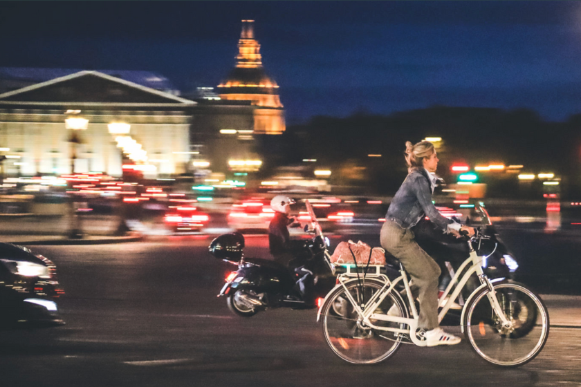 Paris la nuit visiter la ville en vélo