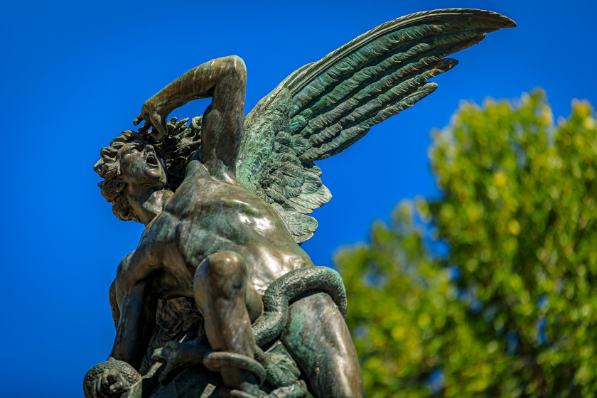 Que faire à Madrid la fontaine de Angel Caido