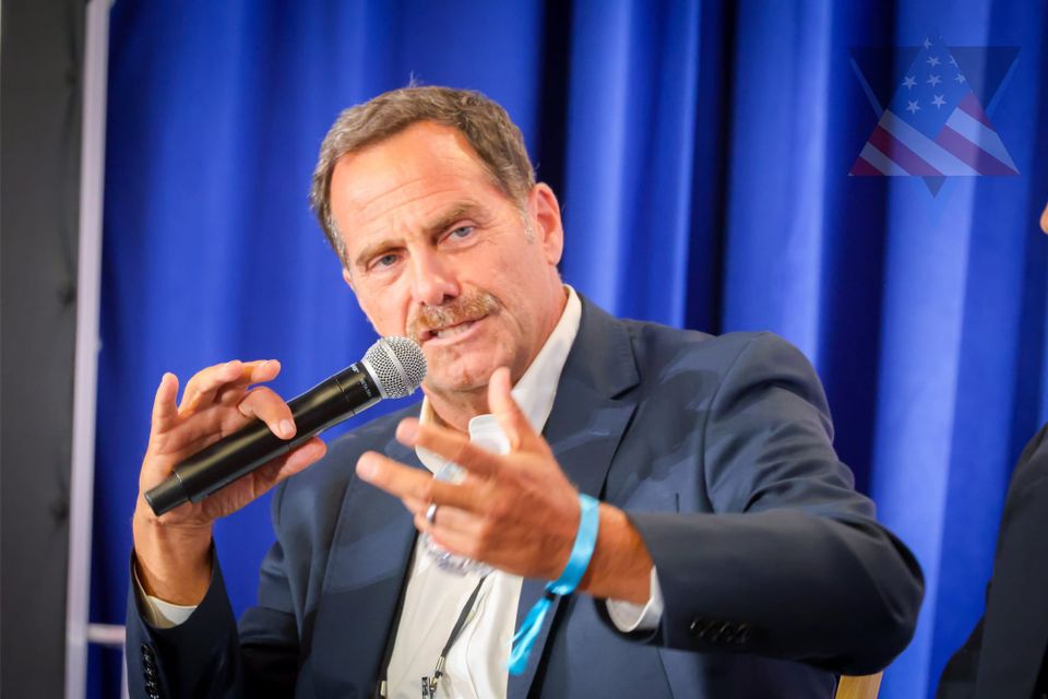 speaker at the jewish american summit