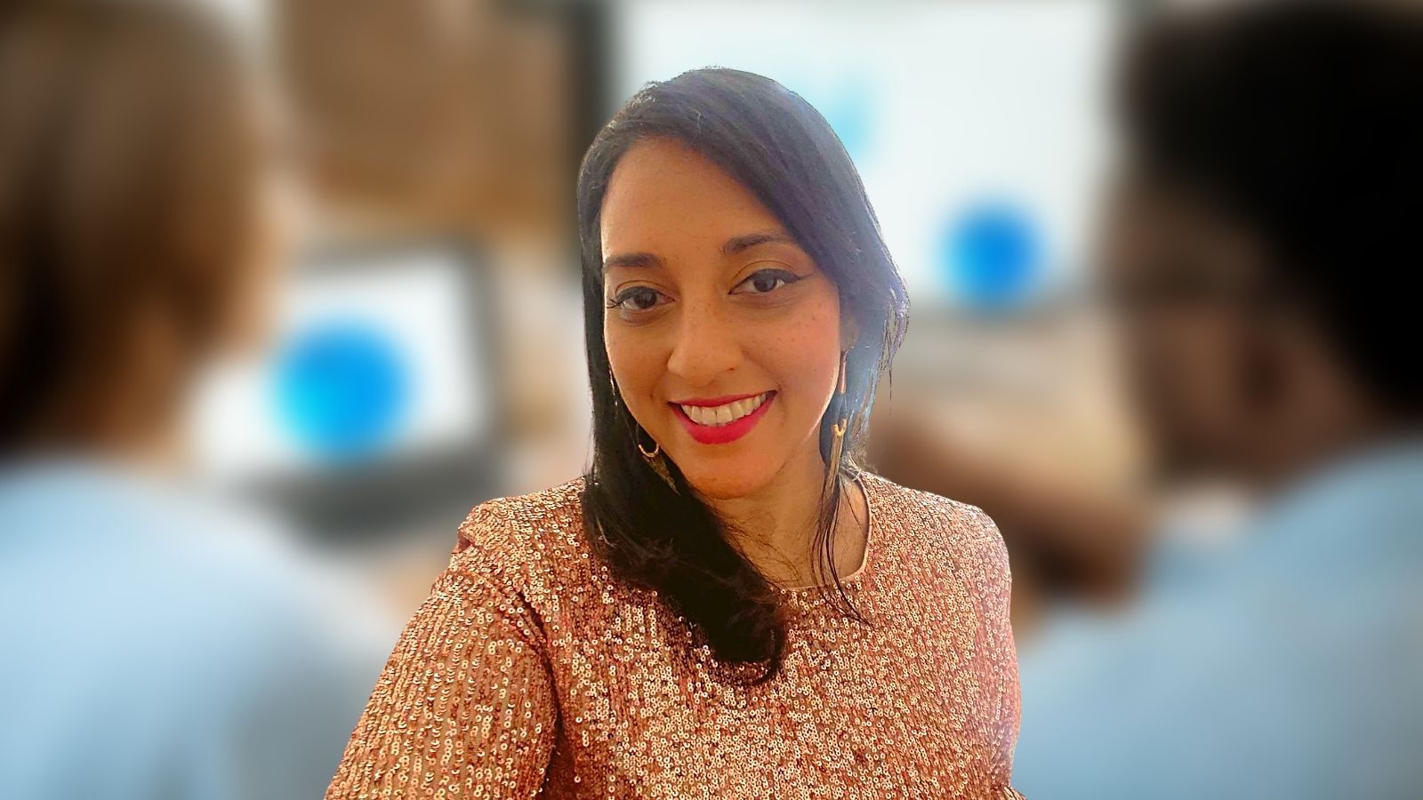 Analyzing online narratives in real-time