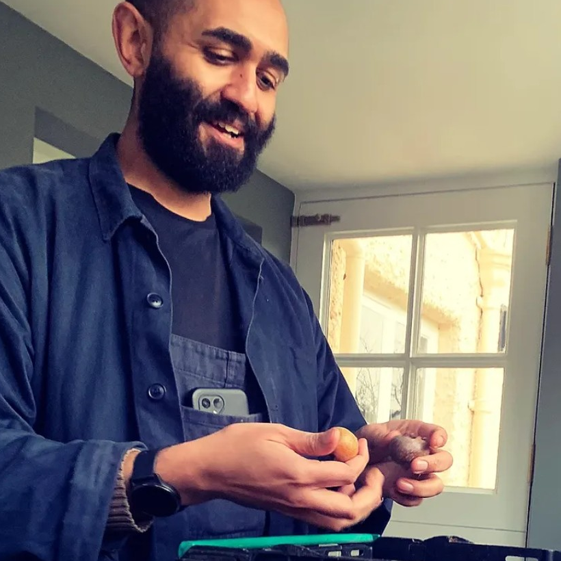 Lewis Ashman assessing medlars
