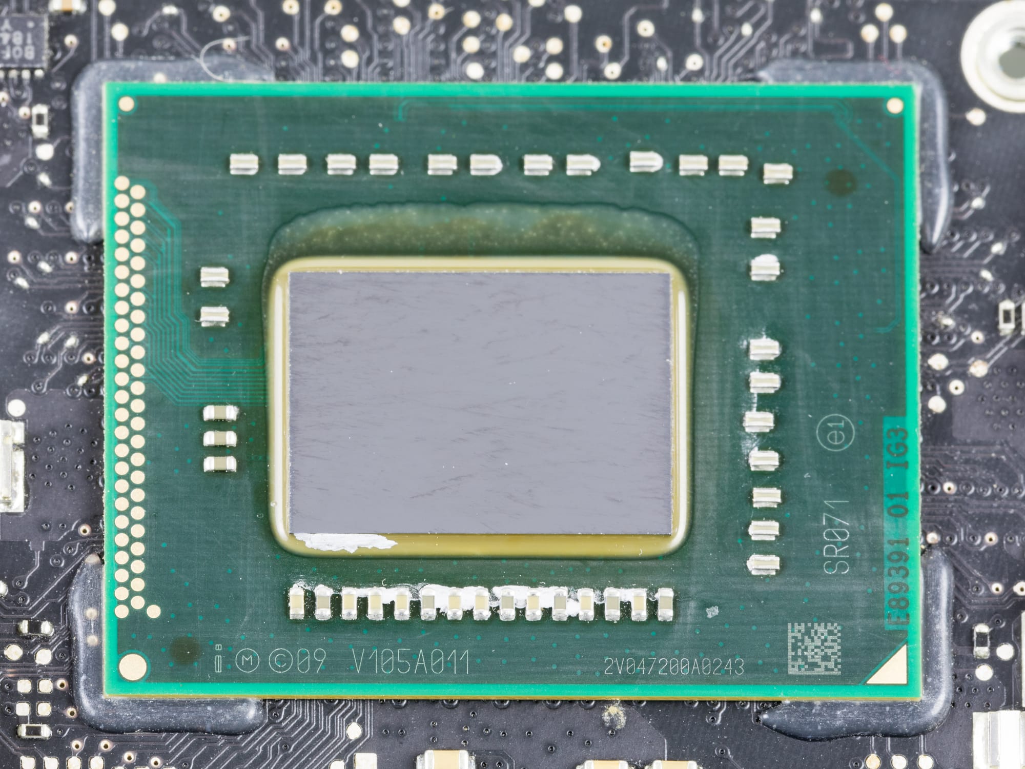 Intel FCBGA-1023 processor package on a MacBook Pro motherboard