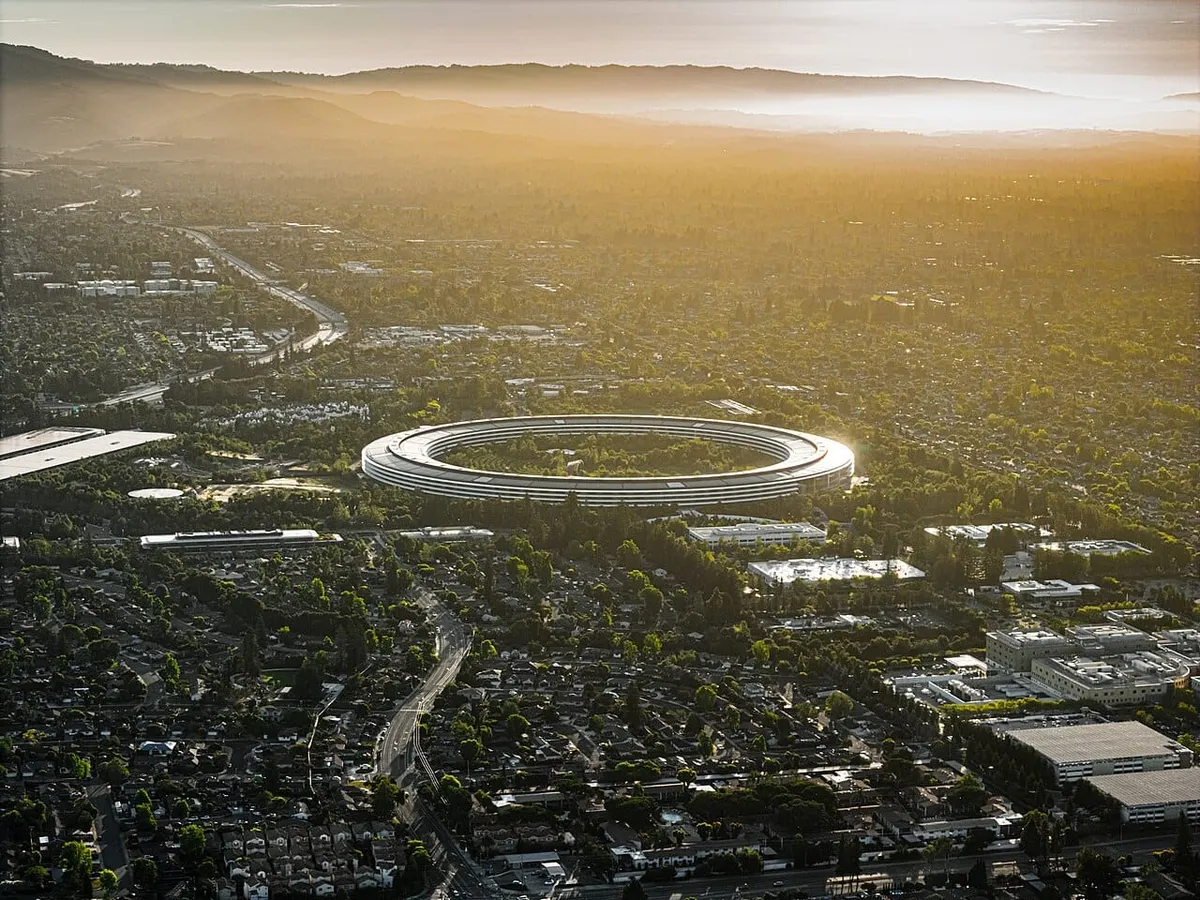 2024년 6월 쿠퍼티노 Apple Park 항공 사진