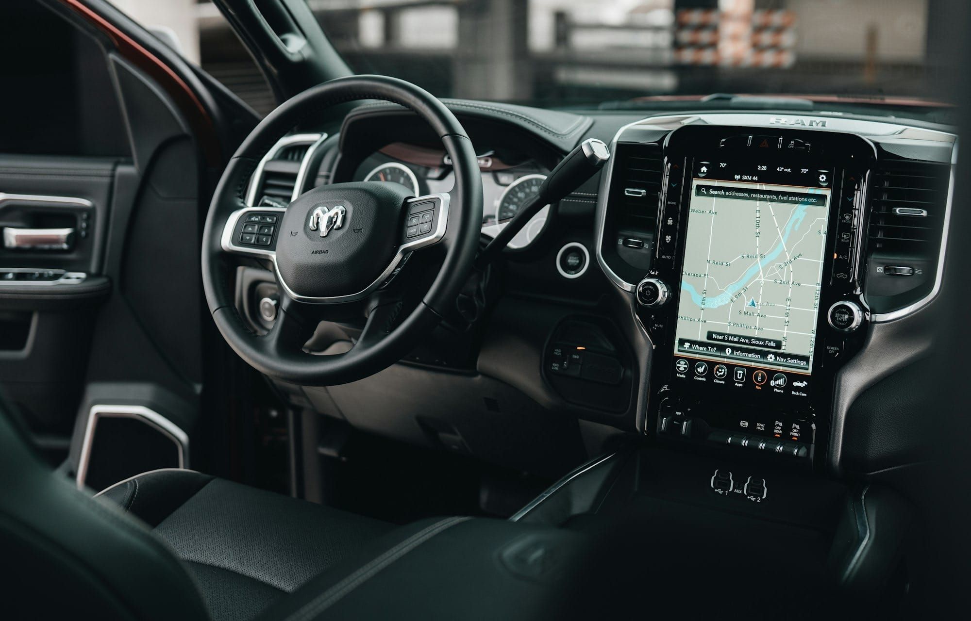 Ar kruizo kontrolė sunaudoja daugiau ar mažiau degalų?