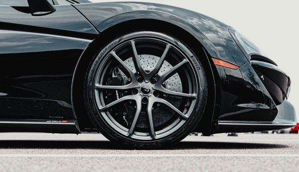 Ekspertai atsako į dažniausiai užduodamus klausimus apie nuleistas padangas